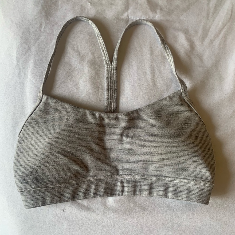 Flow Y Nulu Lululemon Sports Bra!!